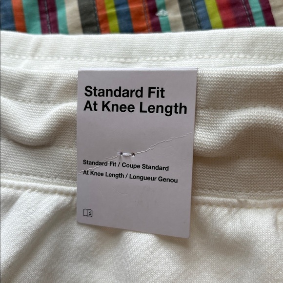 Nike Ivory Shorts Swoosh size large big logo cream black new with tags - Picture 6 of 14